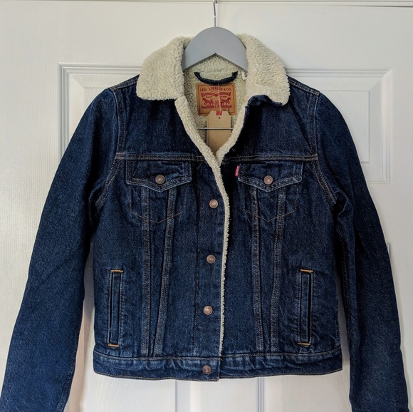 NWT! LEVI'S Original sherpa trucker denim jacket - Picture 4 of 8